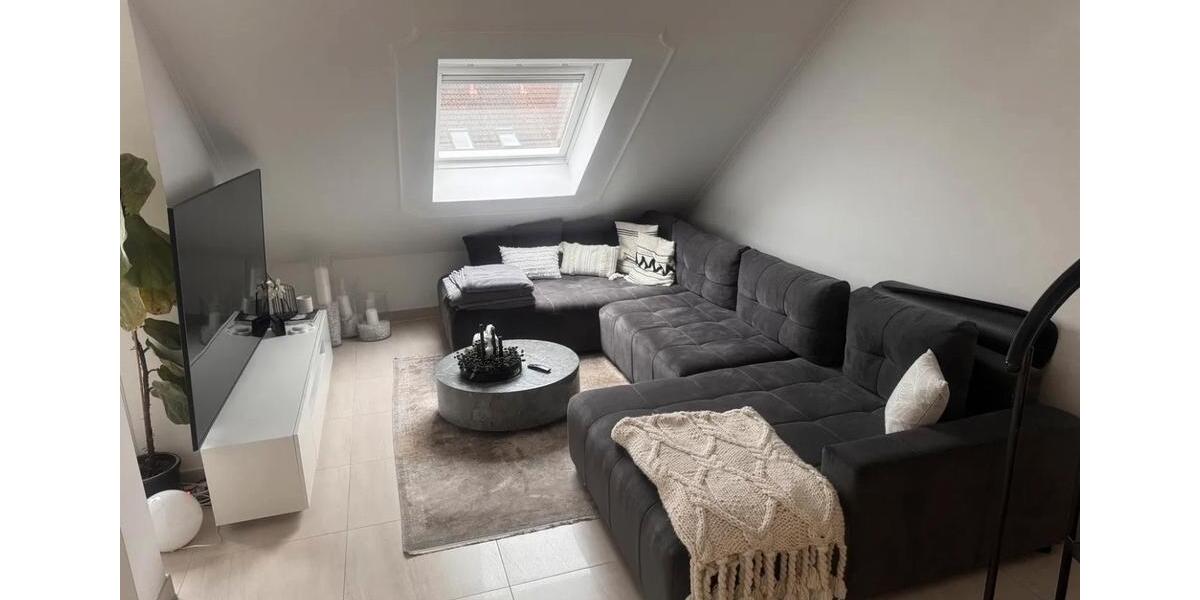 Dachgeschoßwohnung Bayreuth Meyernberg - 5 Zimmer, 160 m&sup2;, 2.097&euro; | Angebot:26563231