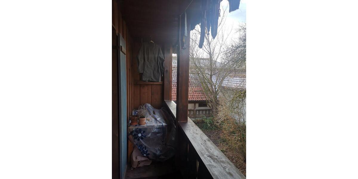 Zimmer mit eigenem Bad und geteiltem Balkon in Landhaus-6er-WG 8 zimmer