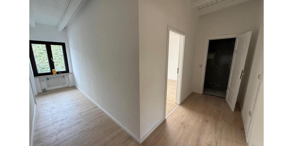 Dachgeschoßwohnung Magdeburg Nordwest - 3 Zimmer, 107 m&sup2;, 965&euro; | Angebot:25751586