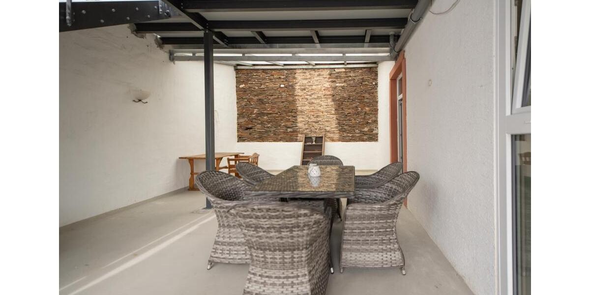 Etagenwohnung Reil - 7 Zimmer, 140 m&sup2;, 950&euro; | Angebot:26503843