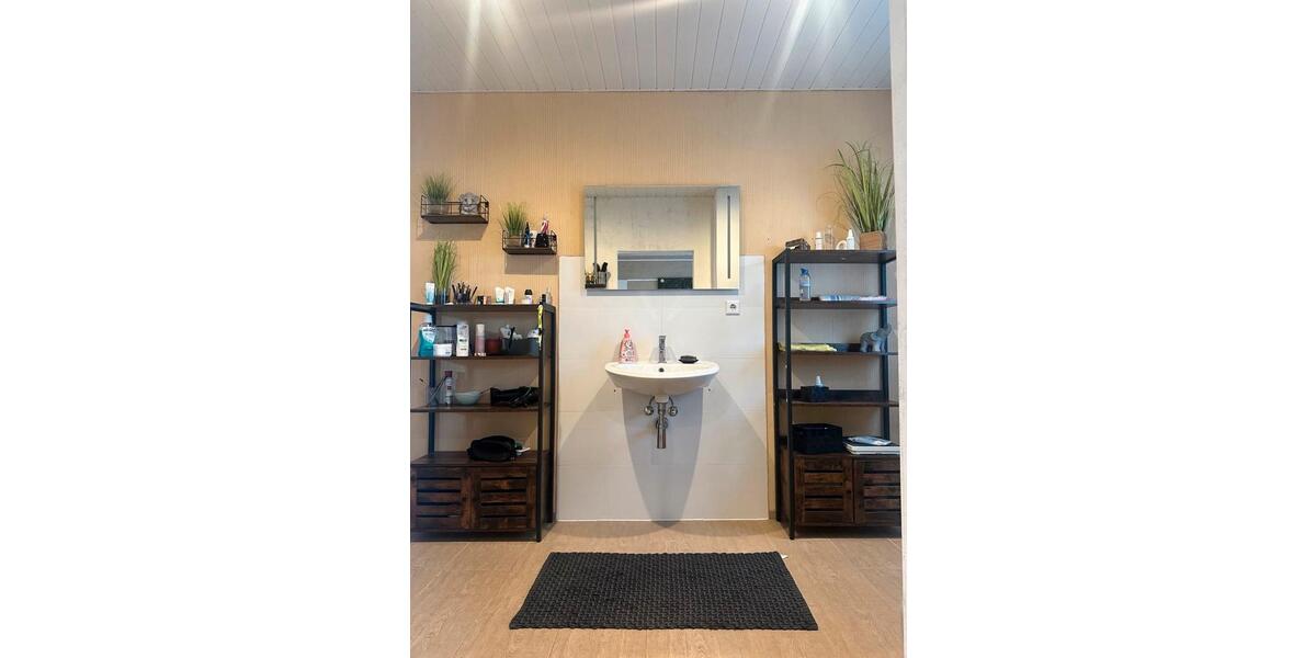 Zu vermieten: Ein-Zweifamilienhaus mit Garten 6 zimmer