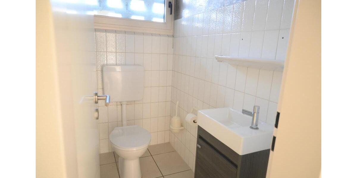 Gewerbeobjekt Münster Gievenbeck - 2 Zimmer, 100 m&sup2;, 1.100&euro; | Angebot:25105330