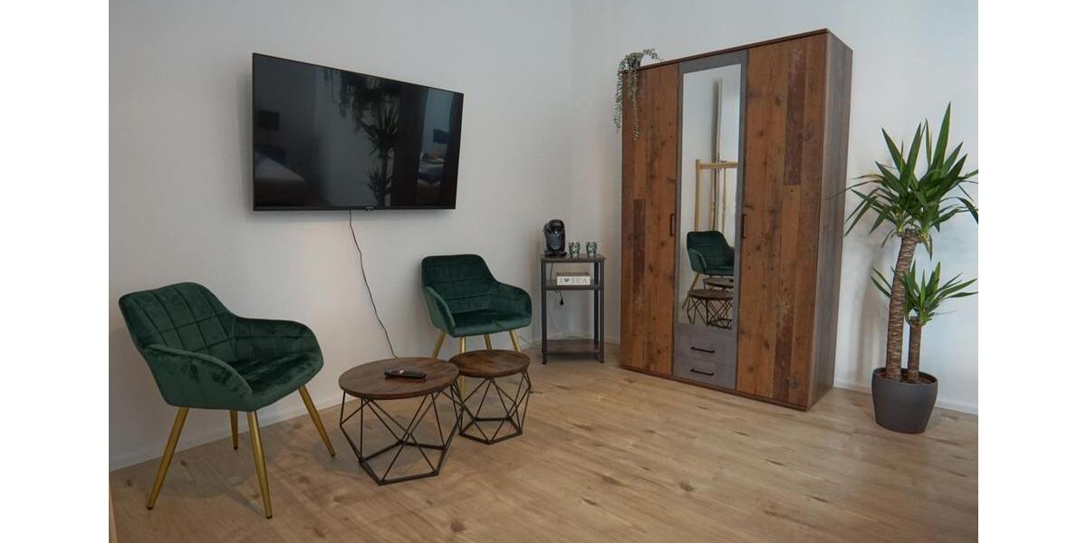 Hochparterre Brandenburg an der Havel - 3 Zimmer, 100 m&sup2;, 1.590&euro; | Angebot:26297568