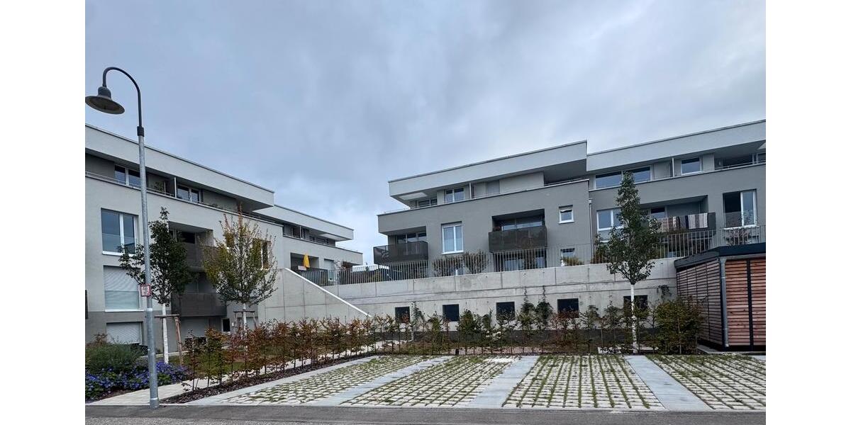 Erstbezug: Barrierefreie 3-Zi. Whg. Inkl Küche und 2 Parkplätzen 3 zimmer