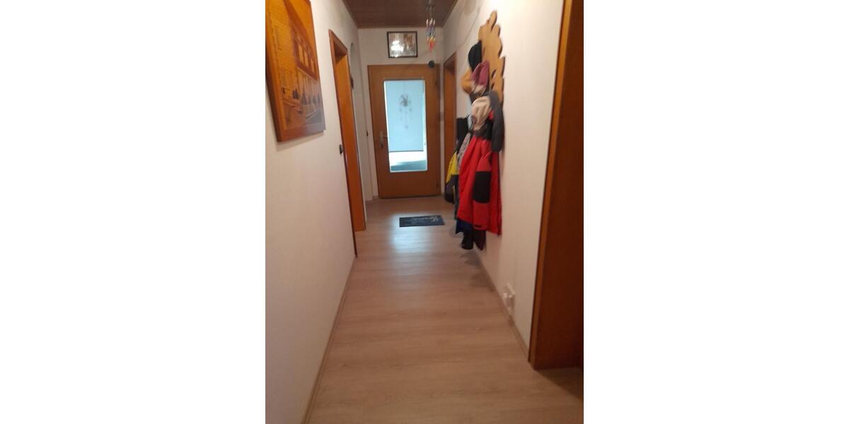 Erdgeschosswohnung in Sohren 4 zimmer