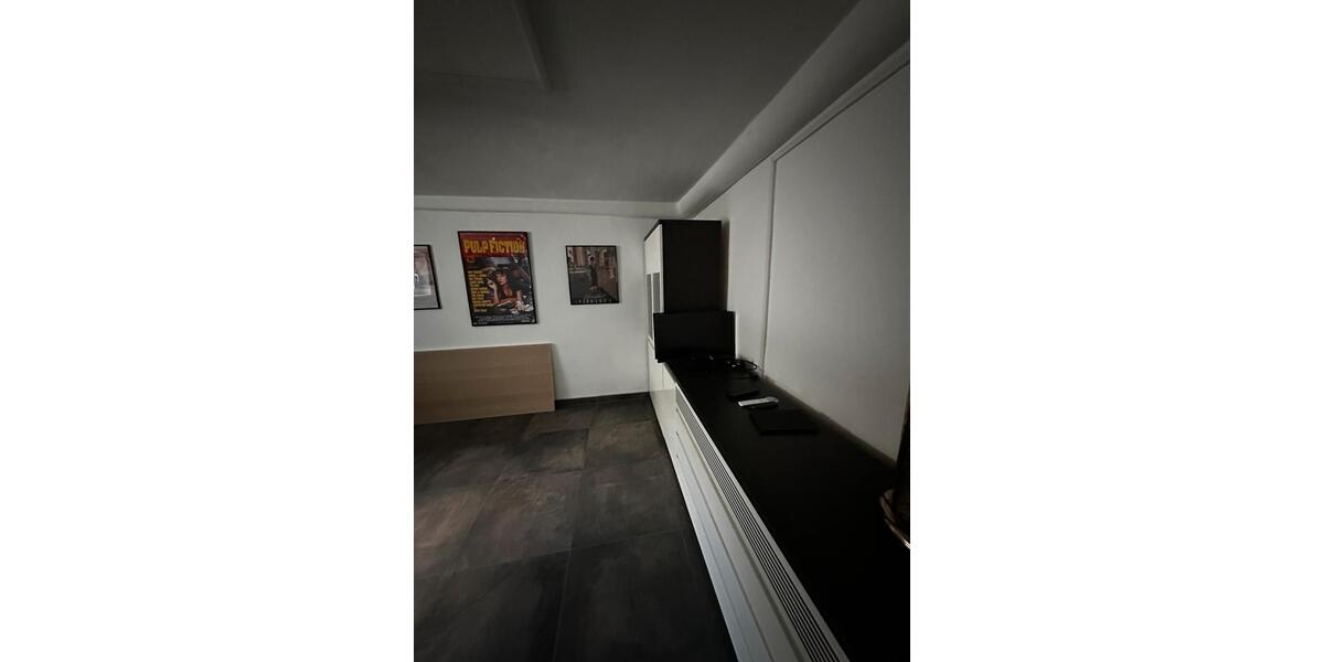 Wohnen auf Zeit Lohfelden - 1 Zimmer, 18 m&sup2;, 225&euro; | Angebot:25961579