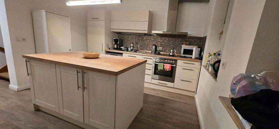 Wohnen auf Zeit Halstenbek - 1 Zimmer, 130 m&sup2;, 800&euro; | Angebot:26094299