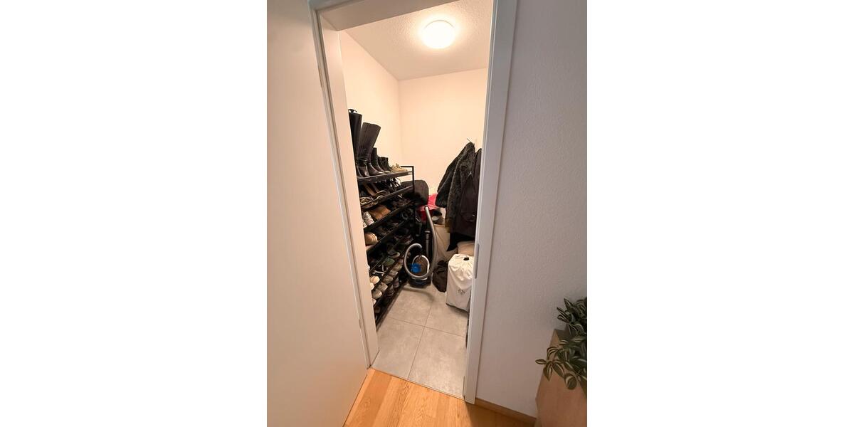 Einfamilienhaus Frankfurt am Main Nied - 2 Zimmer, 85 m&sup2;, 1.715&euro; | Angebot:26623486