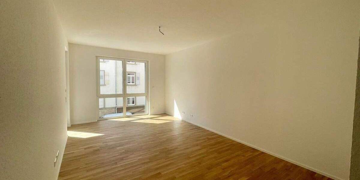 Etagenwohnung Karlsruhe Mühlburg - 2 Zimmer, 77 m&sup2;, 1.395&euro; | Angebot:24858495
