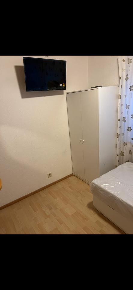 1 Zimmer in top LageNähe Flughafen zu vermieten zimmer
