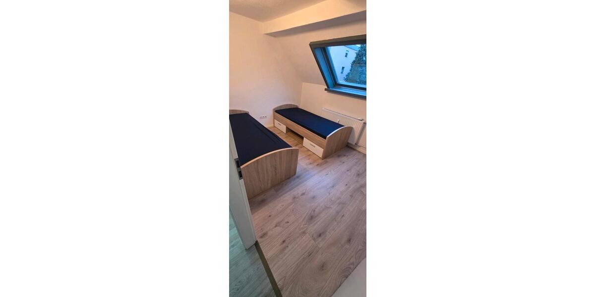 Dachgeschoßwohnung Höhr-Grenzhausen Grenzhausen - 3 Zimmer, 63 m&sup2;, 710&euro; | Angebot:26038600