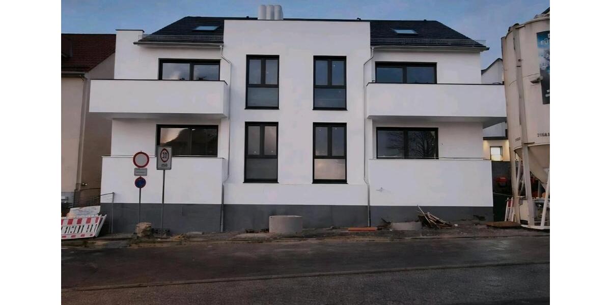 Erdgeschoßwohnung Lohfelden - 3 Zimmer, 90 m&sup2;, 1.400&euro; | Angebot:26279487