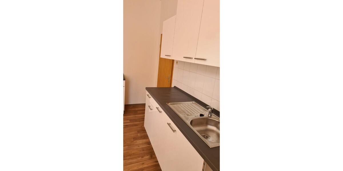 Erdgeschoßwohnung Geringswalde - 4 Zimmer, 49 m&sup2;, 230&euro; | Angebot:25977218