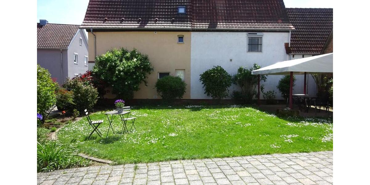 Einfamilienhaus Insheim - 8 Zimmer, 224 m&sup2;, 2.350&euro; | Angebot:25323763