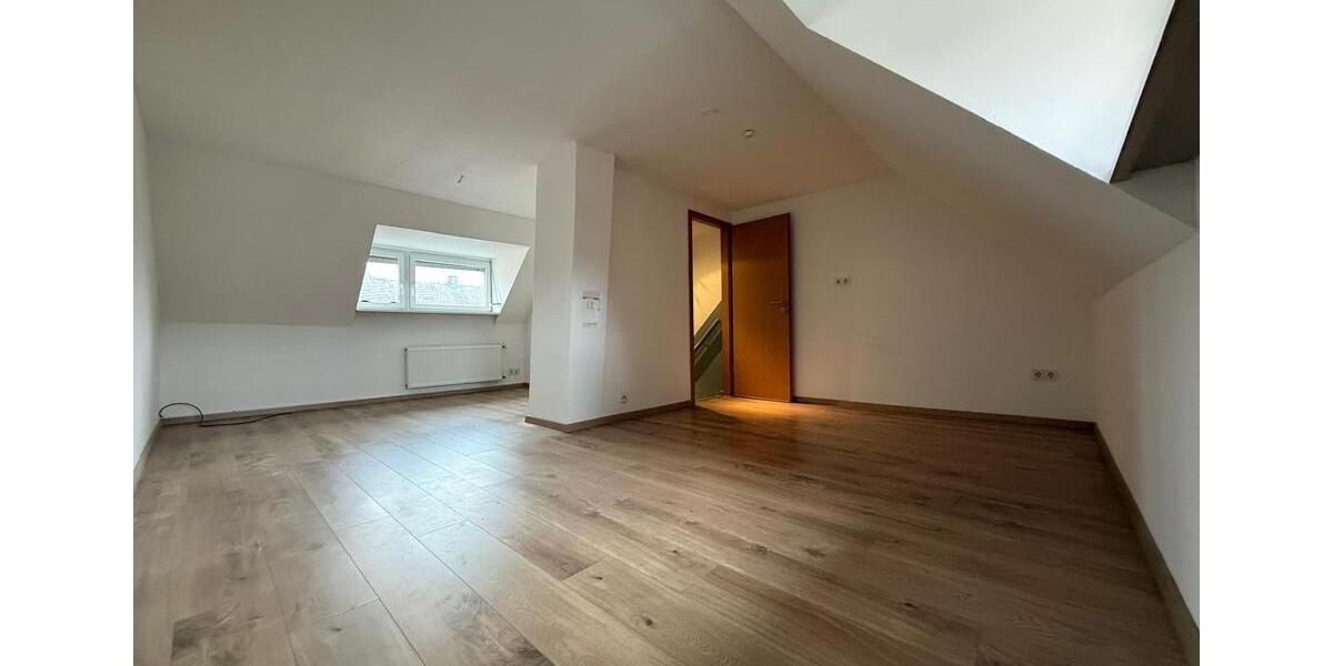 Einfamilienhaus Trier Nord - 4 Zimmer, 90 m&sup2;, 1.450&euro; | Angebot:26085360