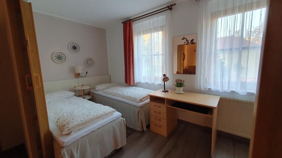 Wohnen auf Zeit Radebeul - 2 Zimmer, 46 m&sup2;, 890&euro; | Angebot:23876631