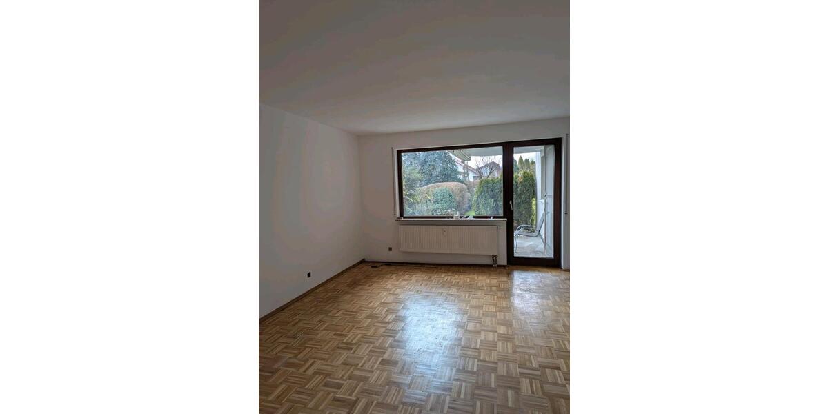Erdgeschoßwohnung Eislingen (Fils) - 2 Zimmer, 81 m&sup2;, 1.070&euro; | Angebot:25893574