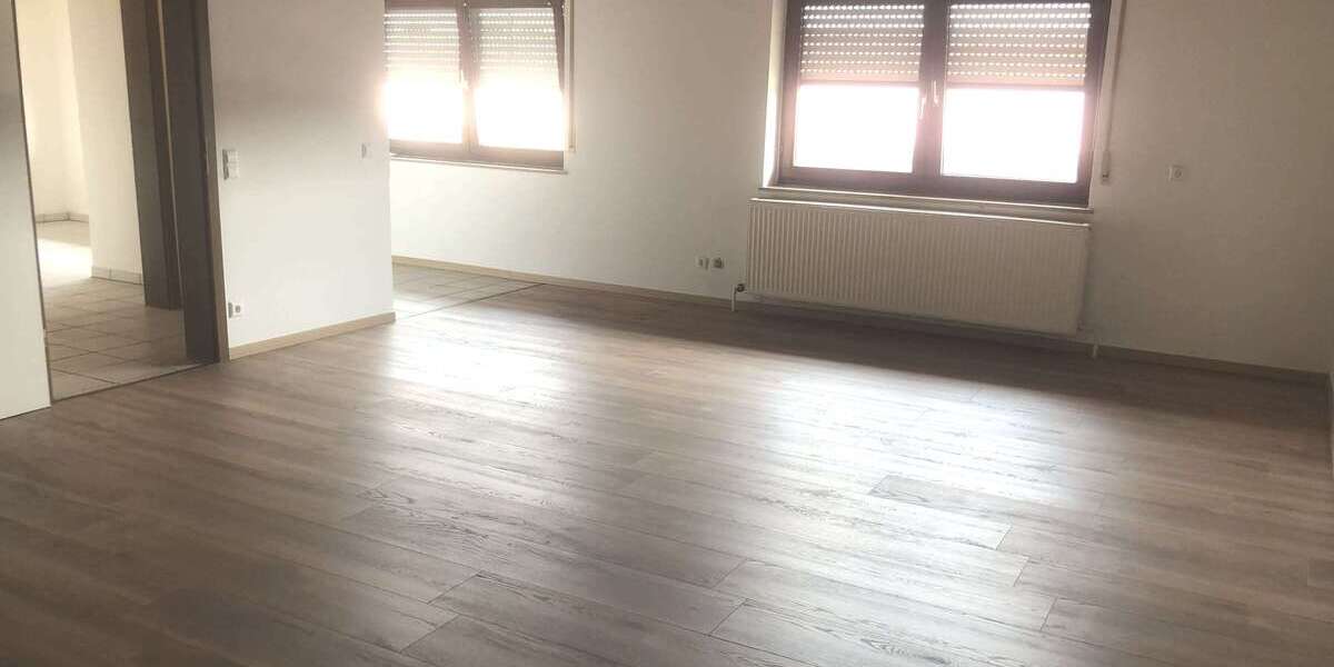Etagenwohnung Bad Rappenau - 3 Zimmer, 90 m&sup2;, 890&euro; | Angebot:27176048