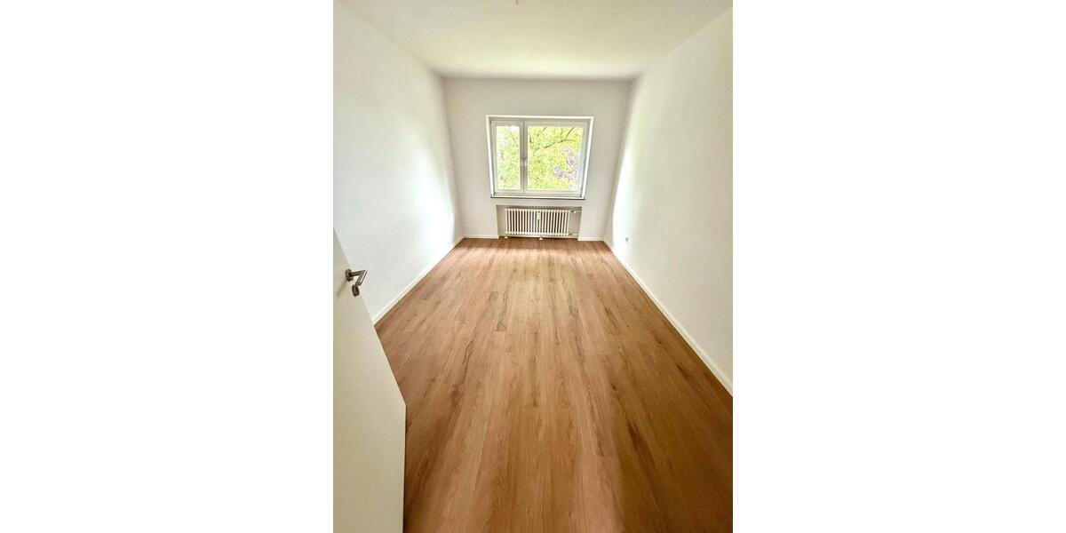 Etagenwohnung Hückelhoven - 4 Zimmer, 90 m&sup2;, 1.000&euro; | Angebot:26622651