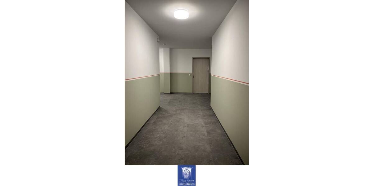 Etagenwohnung Arnsdorf - 2 Zimmer, 72 m&sup2;, 730&euro; | Angebot:25709062