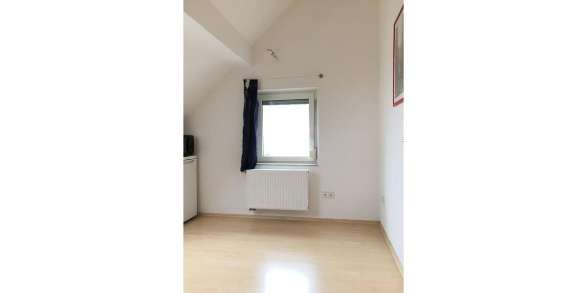 Dachgeschoßwohnung Ulm Söflingen - 2 Zimmer, 40 m&sup2;, 450&euro; | Angebot:26232759