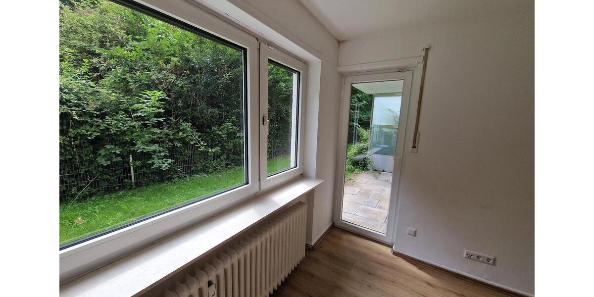 Gutscheinaktion: Wunderschöne Gartenwohnung mit 2 Zimmern auf dem Eschberg 2 zimmer