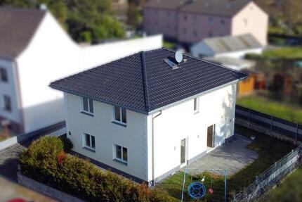 Haus Euskirchen Dom-Esch - 5 Zimmer, 156 m&sup2;, 1.790&euro; | Angebot:25374193