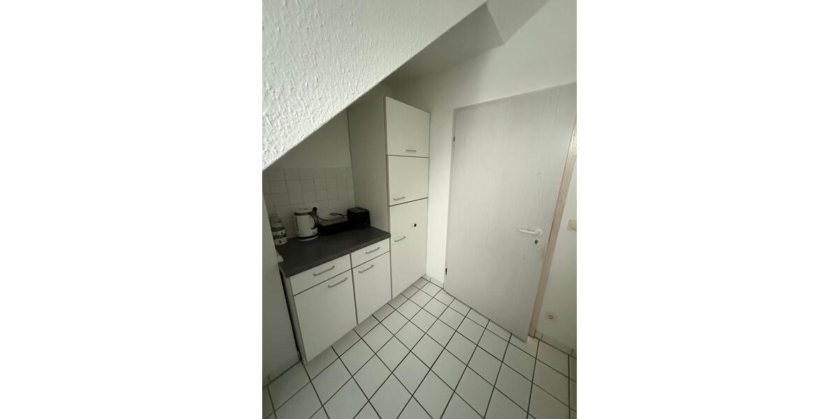 Dachgeschoßwohnung Bad Nauheim - 2 Zimmer, 60 m&sup2;, 1.300&euro; | Angebot:24638290