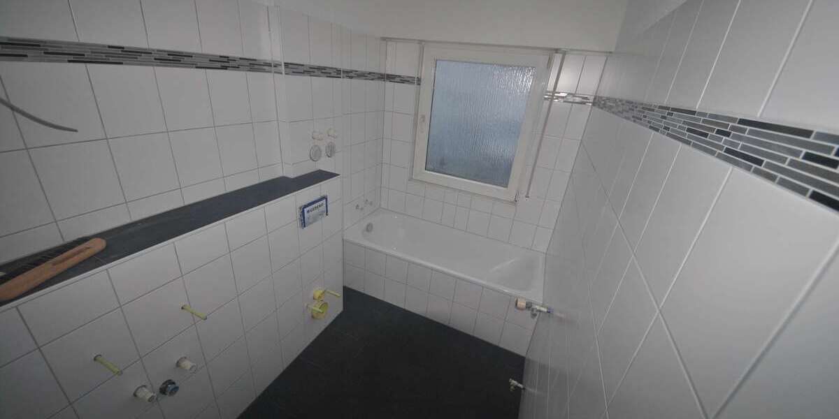 Wohnung zum Mieten in Obertshausen-Hausen 720 € 70 m² 3 zimmer