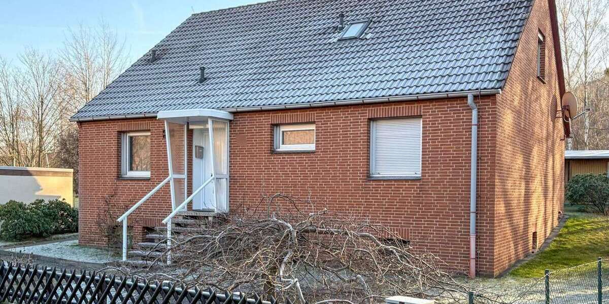 Einfamilienhaus Goslar / Oker Oker - 7 Zimmer, 148 m&sup2;, 1.350&euro; | Angebot:24612010