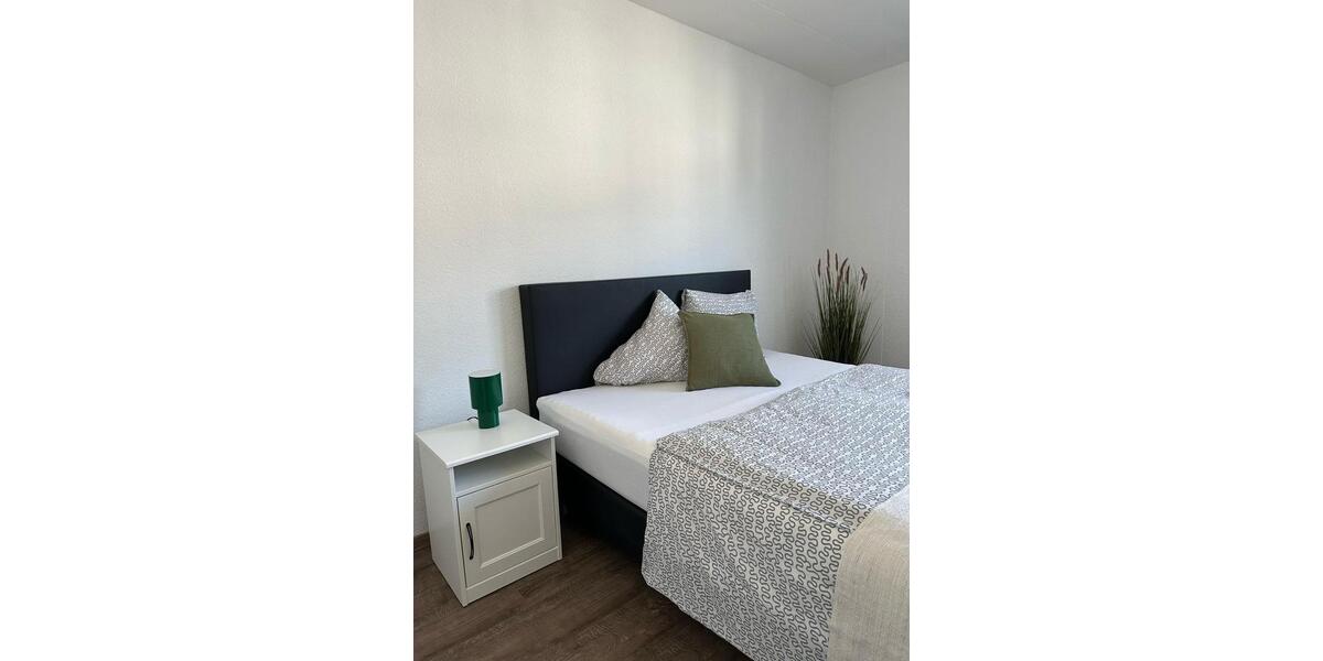 Etagenwohnung Dinslaken - 2.5 Zimmer, 63 m&sup2;, 1.300&euro; | Angebot:25168891