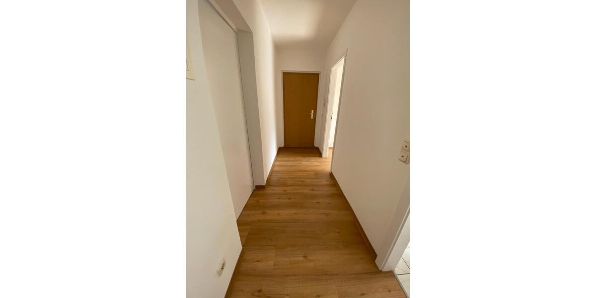 Etagenwohnung Kamenz - 3 Zimmer, 67 m&sup2;, 440&euro; | Angebot:26675773