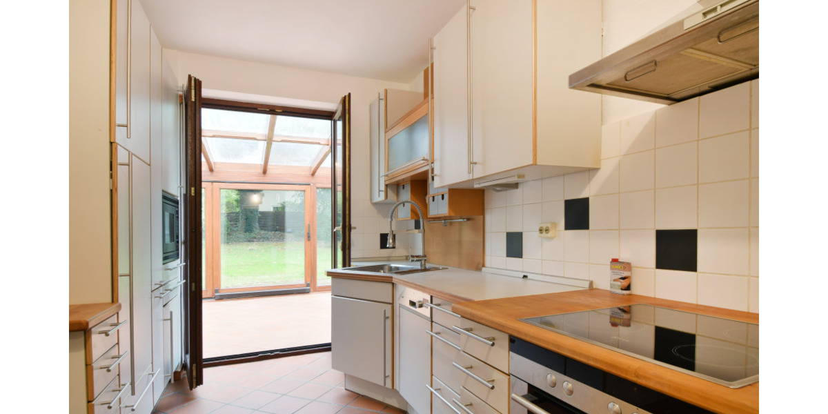 Einfamilienhaus Wentorf - 5 Zimmer, 145 m&sup2;, 2.000&euro; | Angebot:25673414