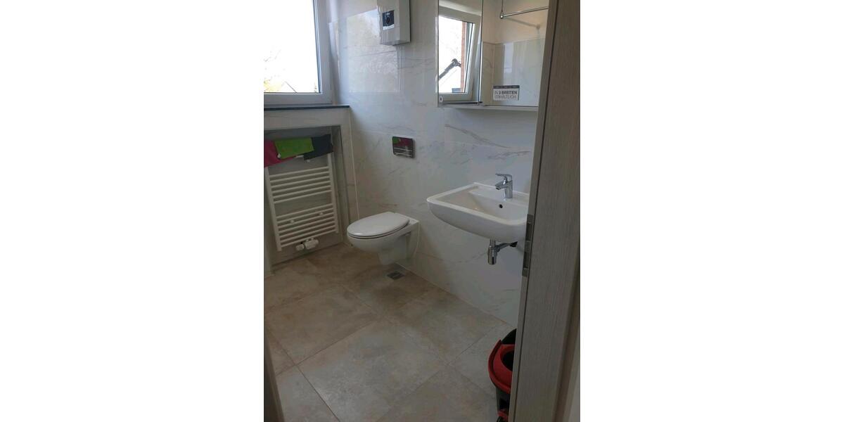 Etagenwohnung Petershagen - 4 Zimmer, 135 m&sup2;, 1.100&euro; | Angebot:26337646