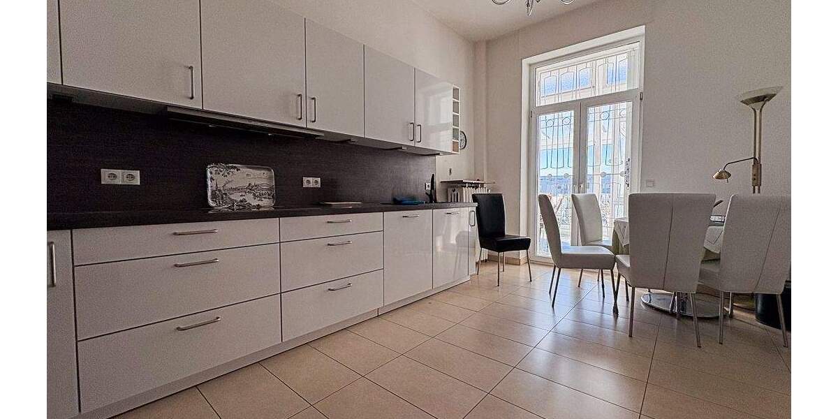 Terrassenwohnung Bad Neuenahr-Ahrweiler Bad Neuenahr - 4 Zimmer, 150 m&sup2;, 1.390&euro; | Angebot:25695615