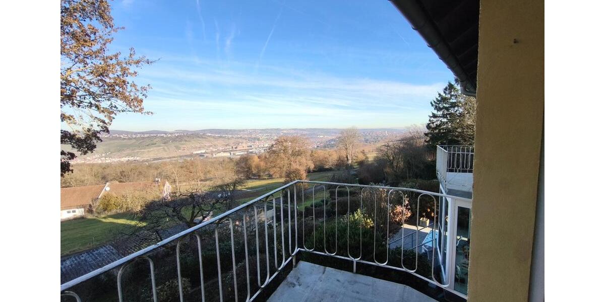 Doppelhaushälfte Ostfildern - 5.5 Zimmer, 135 m&sup2;, 1.800&euro; | Angebot:25643750