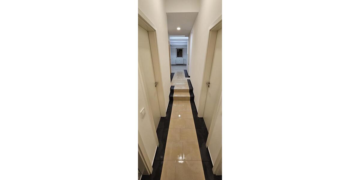 Dachgeschoßwohnung Pommelsbrunn - 3 Zimmer, 90 m&sup2;, 850&euro; | Angebot:24980464