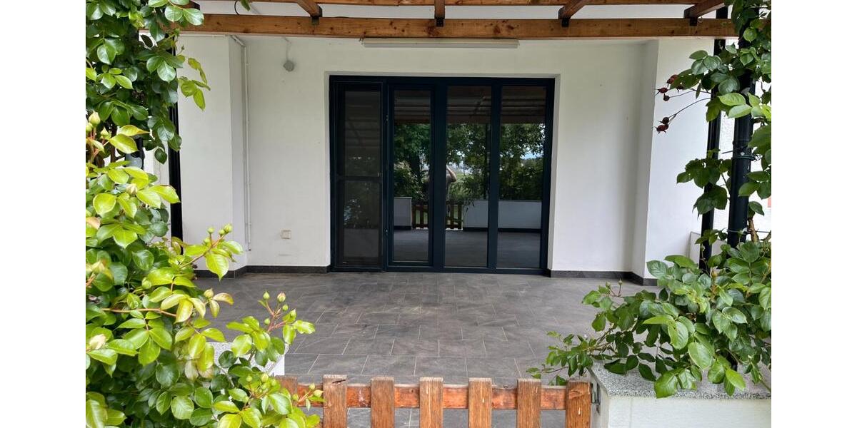 Erdgeschoßwohnung Altötting - 5 Zimmer, 93 m&sup2;, 850&euro; | Angebot:26611852
