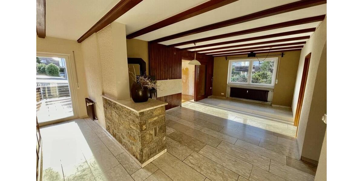 Erdgeschoßwohnung Rimpar - 3 Zimmer, 129 m&sup2;, 1.100&euro; | Angebot:24996385