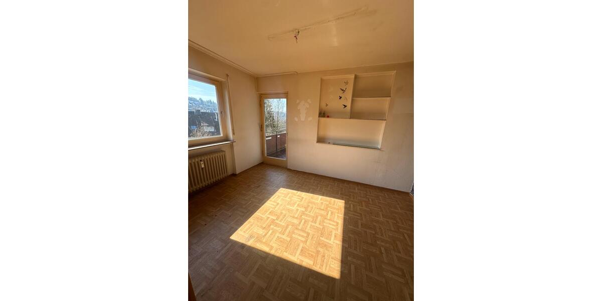 Etagenwohnung Siegen Kaan-Marienborn - 5 Zimmer, 109 m&sup2;, 980&euro; | Angebot:25784068