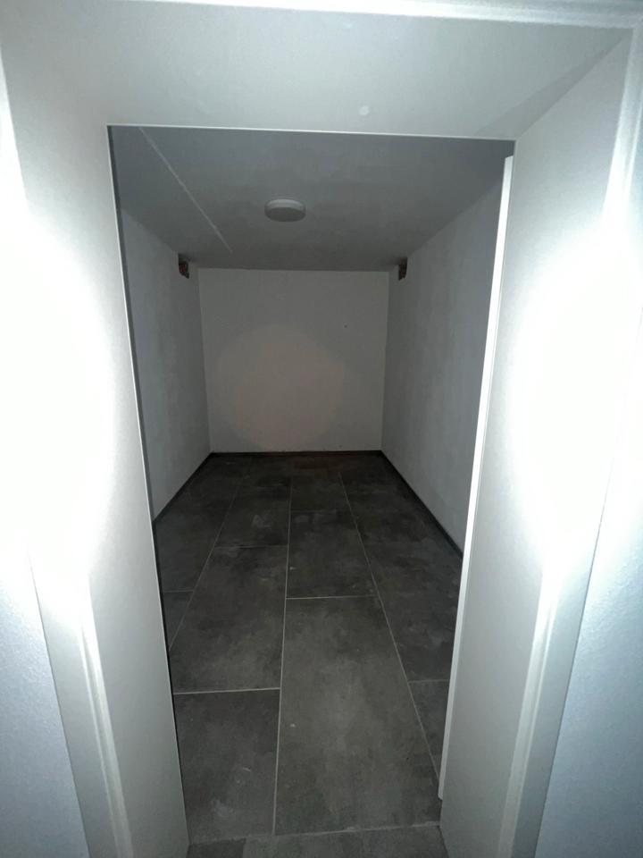 Wohnung mit Parkplatz und Balkon