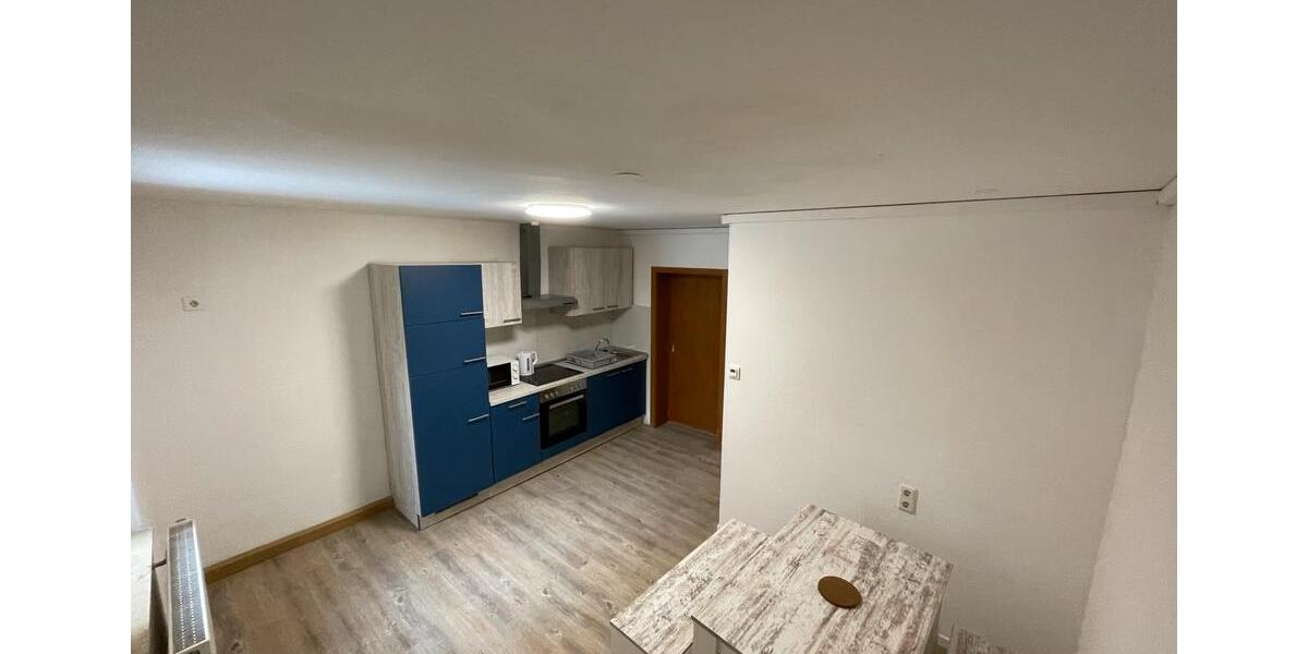 Wohnen auf Zeit Kitzingen - 10 Zimmer, 100 m&sup2;, 18&euro; | Angebot:26226216