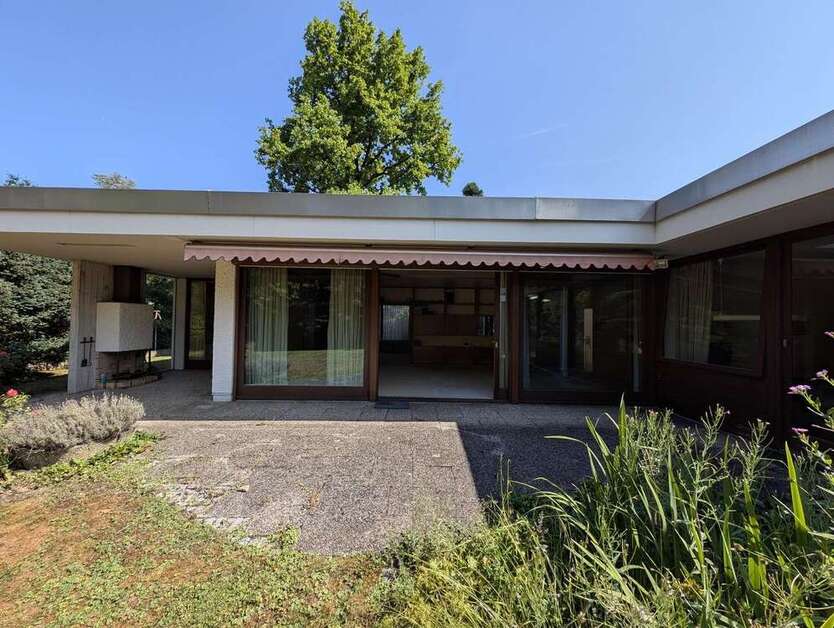 Haus zum Mieten in Gräfelfing 4.000 € 185 m²