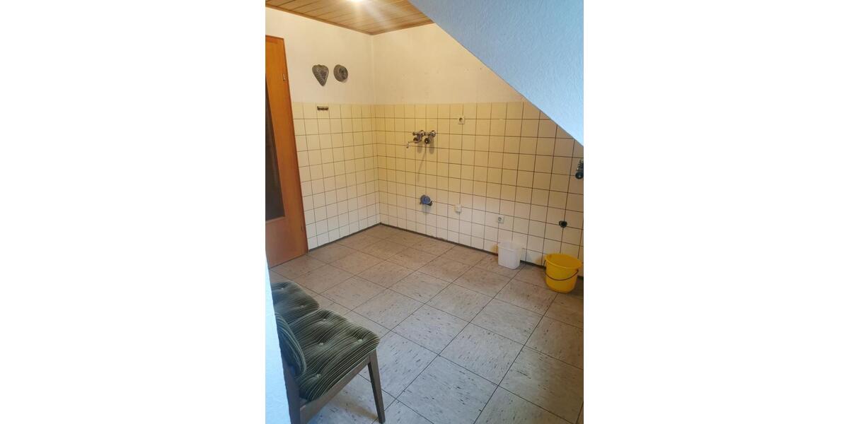 Dachgeschoßwohnung Betzdorf - 2 Zimmer, 90 m&sup2;, 900&euro; | Angebot:24980236