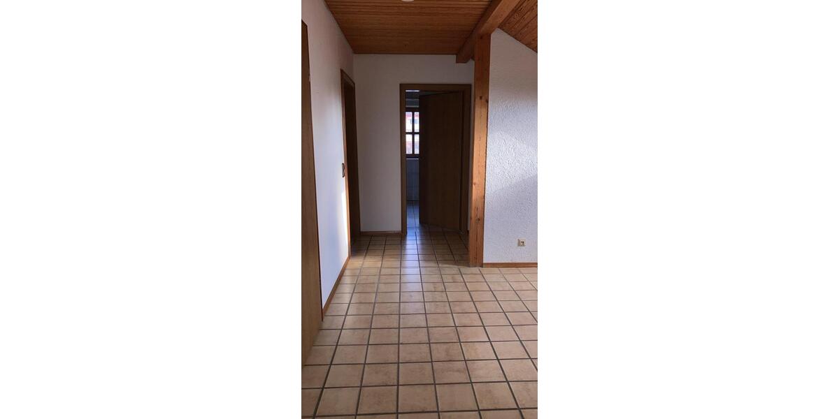 Dachgeschoßwohnung Weichering - 2 Zimmer, 85 m&sup2;, 985&euro; | Angebot:24570006