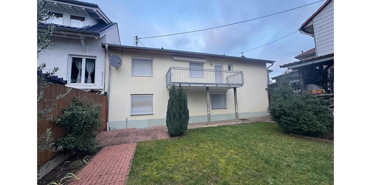Einfamilienhaus Altlußheim - 3 Zimmer, 95 m&sup2;, 1.200&euro; | Angebot:25162823