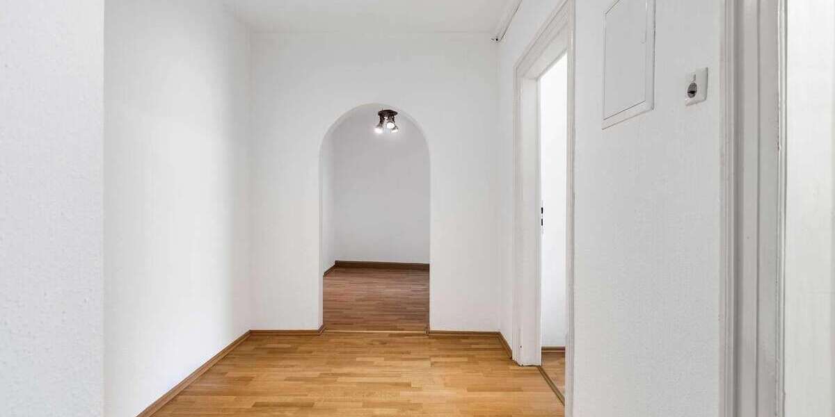 Etagenwohnung Hof Altstadt - 4 Zimmer, 74 m&sup2;, 610&euro; | Angebot:26494050