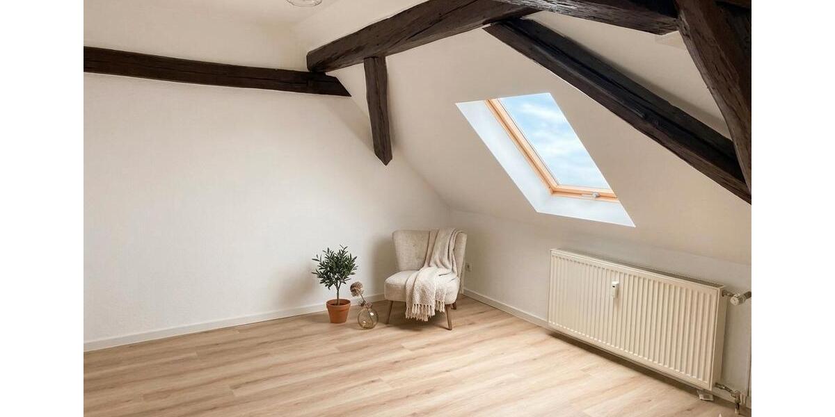 Dachgeschoßwohnung Friedberg (Hessen) - 3 Zimmer, 67 m&sup2;, 790&euro; | Angebot:26534374