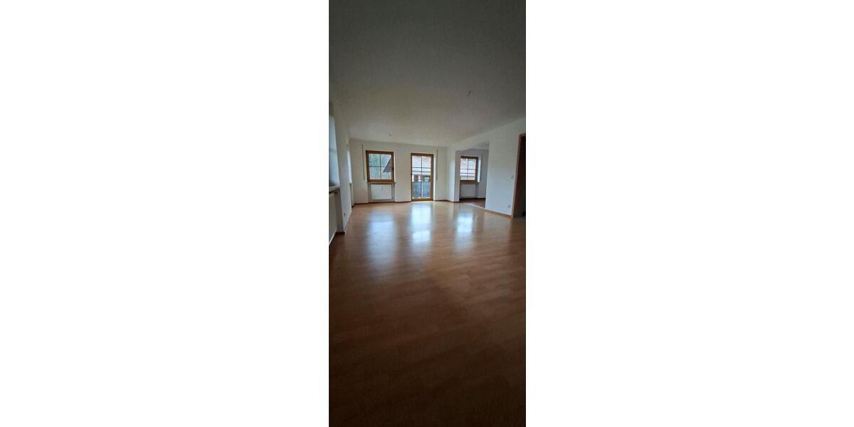 Erdgeschoßwohnung Arrach - 3 Zimmer, 93 m&sup2;, 580&euro; | Angebot:26447549