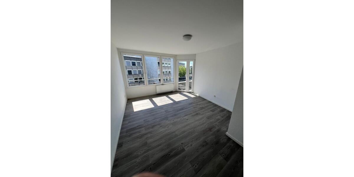 Etagenwohnung Köln Mülheim - 2 Zimmer, 60 m&sup2;, 990&euro; | Angebot:26698768